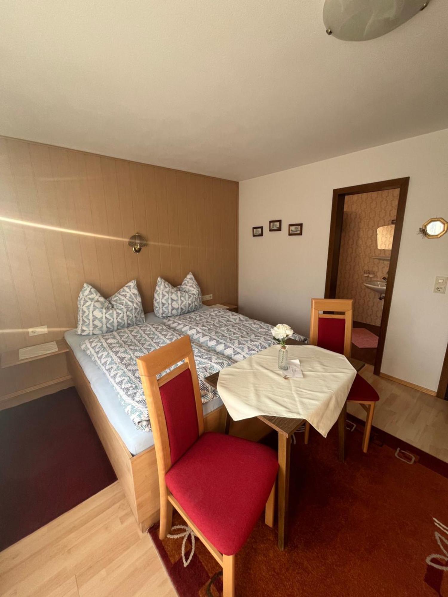 Pension Haus Georg เวสเทนดอร์ฟ ภายนอก รูปภาพ