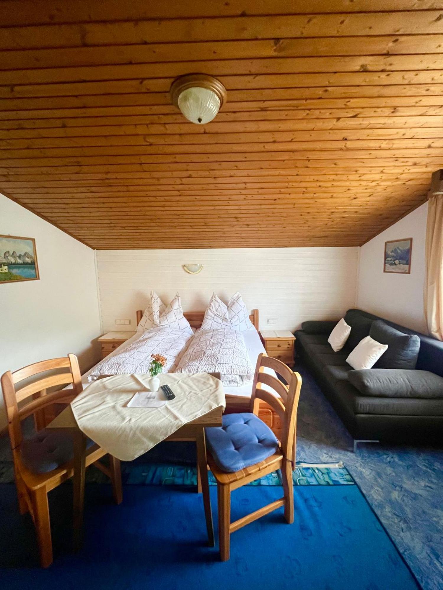 Pension Haus Georg เวสเทนดอร์ฟ ภายนอก รูปภาพ