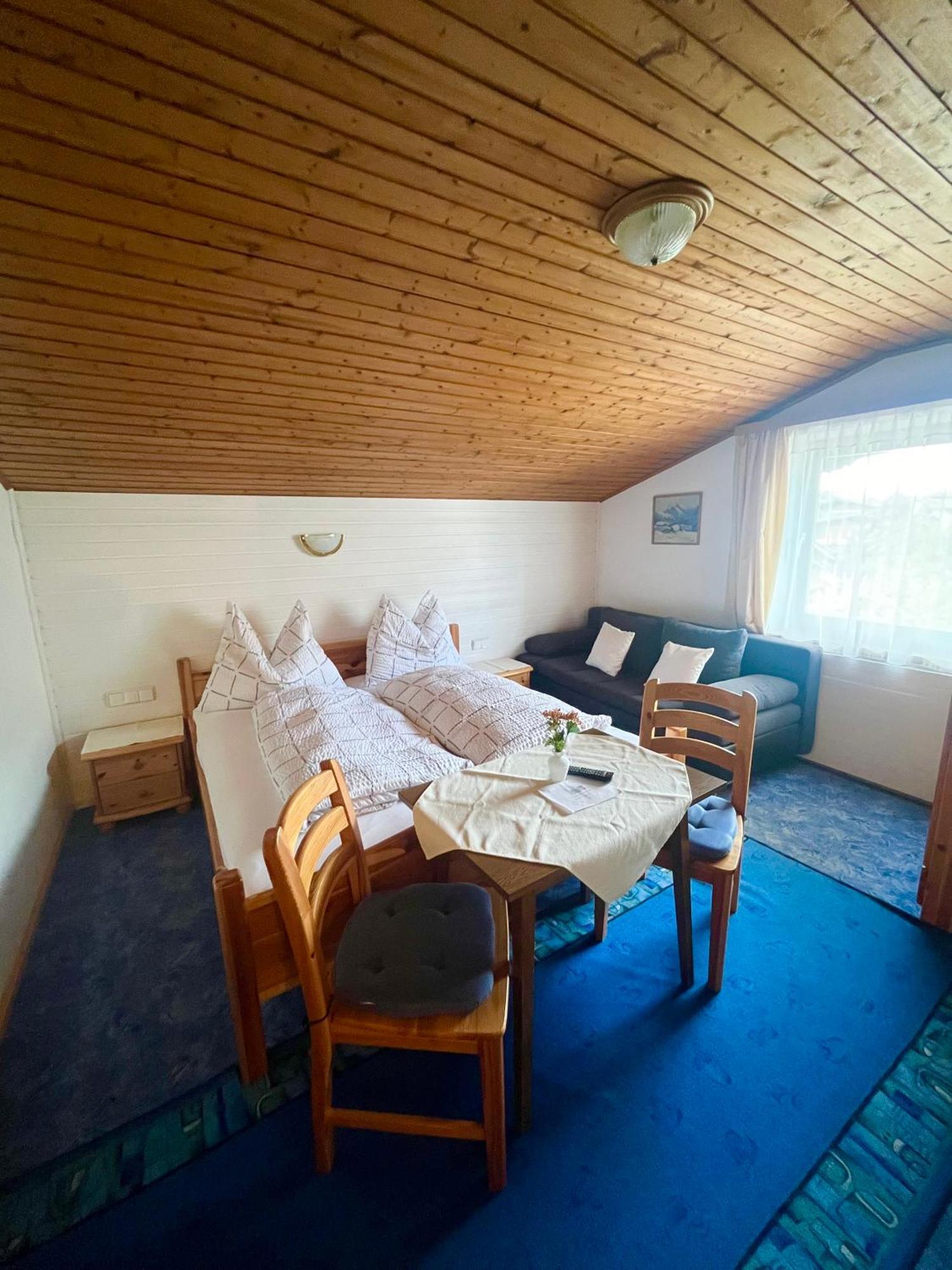 Pension Haus Georg เวสเทนดอร์ฟ ภายนอก รูปภาพ