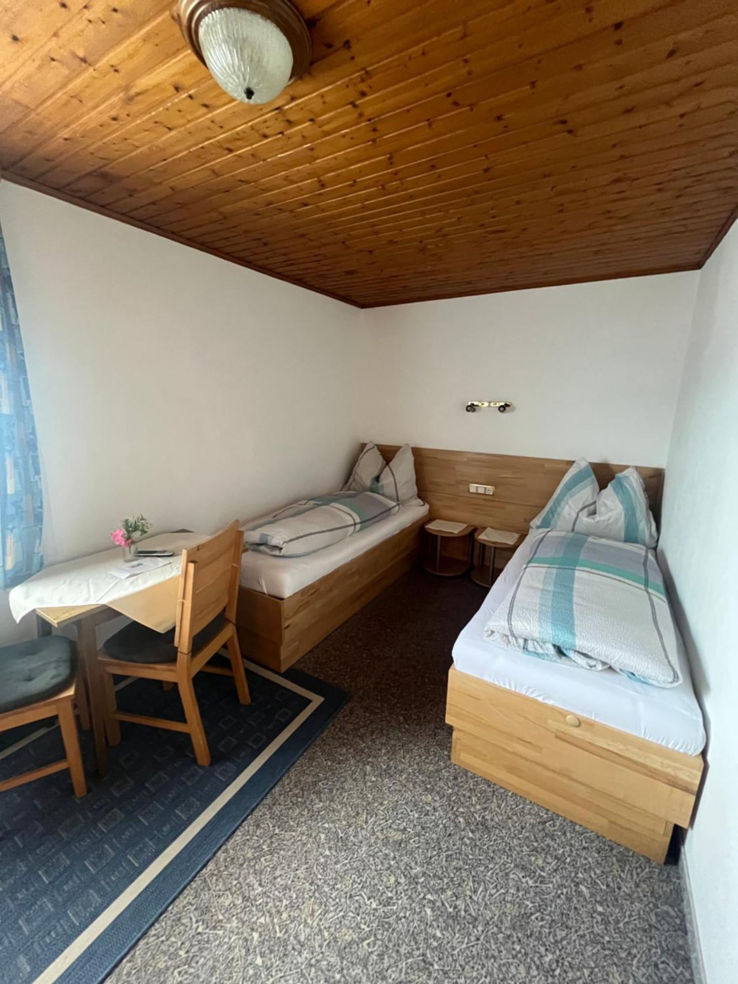 Pension Haus Georg เวสเทนดอร์ฟ ภายนอก รูปภาพ